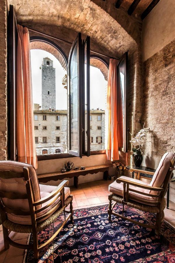 The Artists' Tower - Amazing View From The Tower Apartment Сан Джиминяно Екстериор снимка
